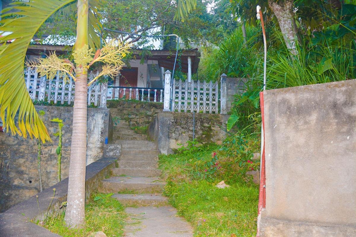 Soorya Inn Элла Экстерьер фото