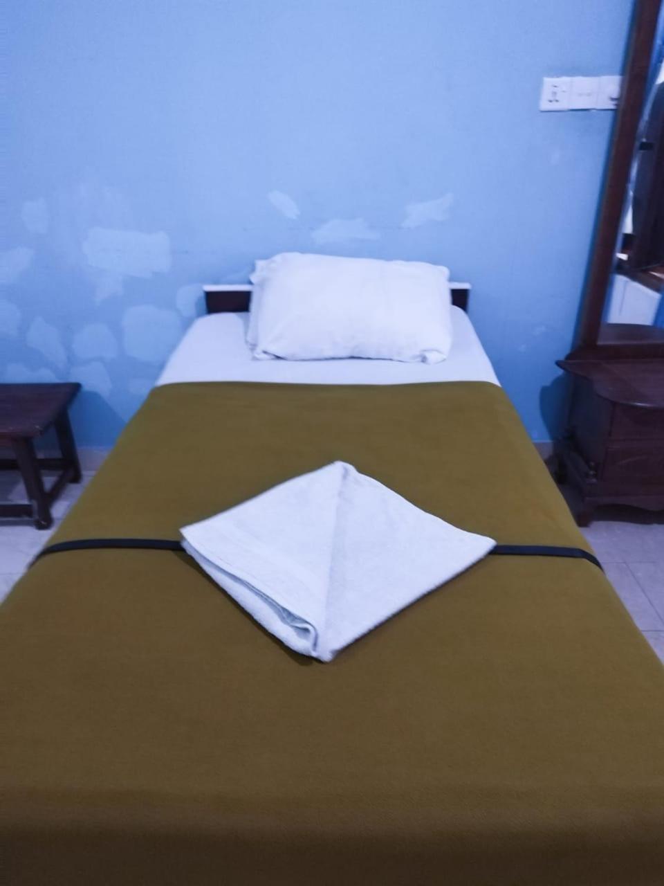 Soorya Inn Элла Экстерьер фото